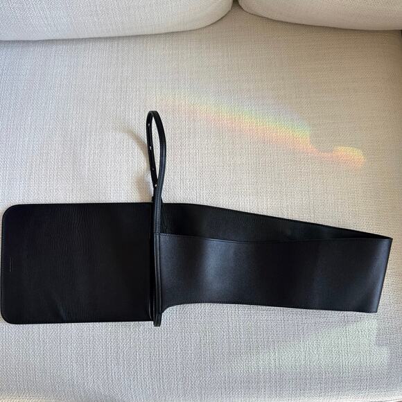 Jil Sander Leather Vest Crossbody Bag - Picture 6 of 7